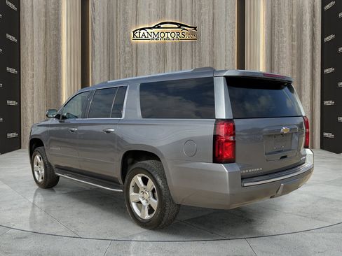 Used 2020 Chevrolet Suburban Premier image 5