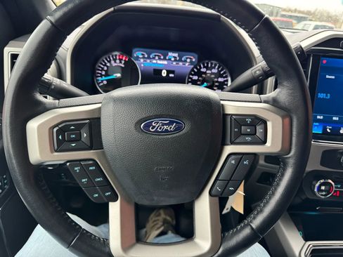 Used 2022 Ford F250 Lariat w/ Tremor Off-Road Package image 34