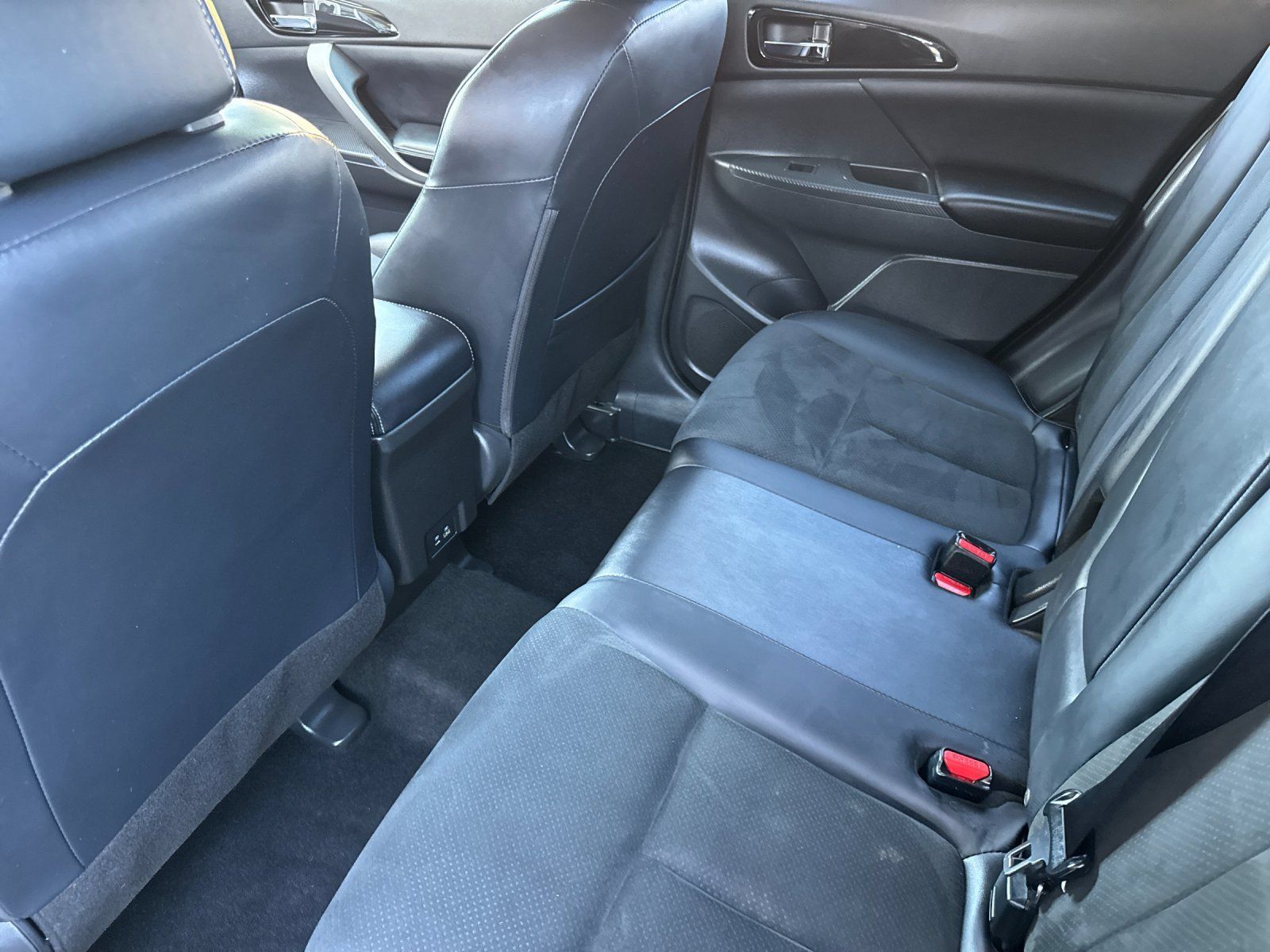 Used 2024 Mitsubishi Eclipse Cross SE AWD/4WD image 11