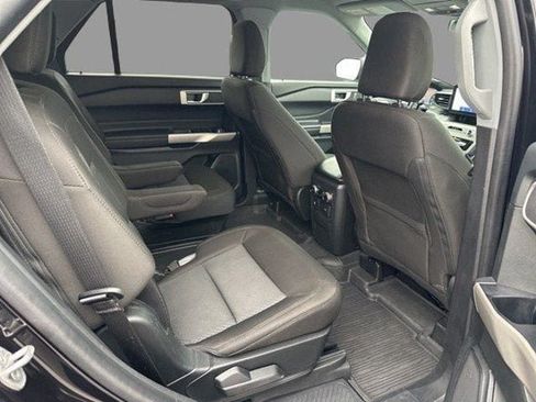 Certified 2022 Ford Explorer XLT AWD/4WD image 10
