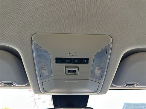 Used 2024 Toyota RAV4 LE image 27