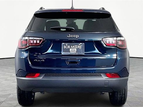 New 2026 Jeep Compass Latitude image 5