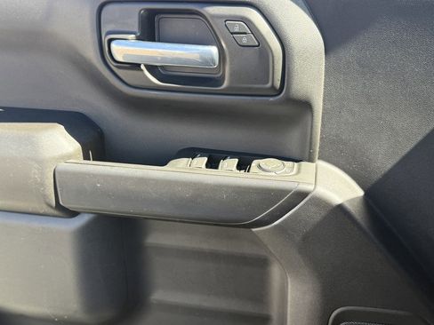Used 2025 Chevrolet Silverado 1500 Custom AWD/4WD image 19