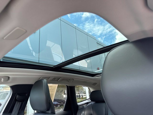 Certified 2024 Volvo XC60 B5 Core w/ Protection Package Premier AWD/4WD image 27