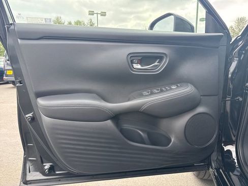 Used 2026 Honda HR-V EX-L image 16