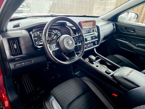 Used 2023 Nissan Pathfinder Rock Creek image 4