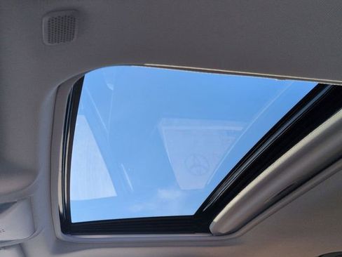 New 2025 Toyota RAV4 XLE image 13