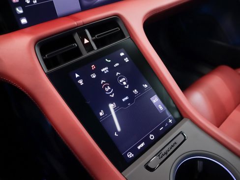 Certified 2024 Porsche Taycan image 15