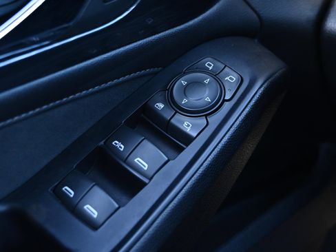 Used 2023 Chevrolet Traverse High Country w/ LPO, Floor Liner Package image 26