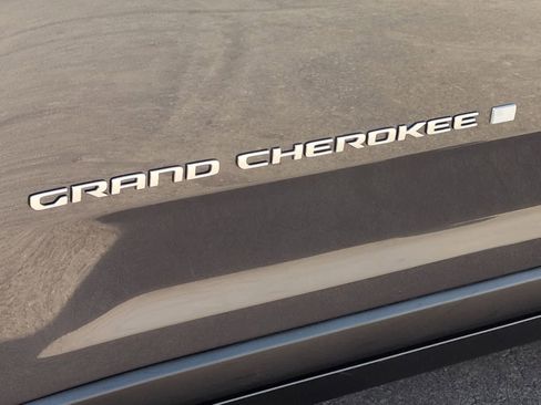 New 2026 Jeep Grand Cherokee Laredo X AWD/4WD image 13