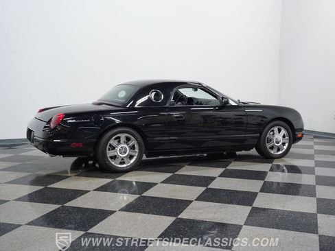 Used 2005 Ford Thunderbird RWD image 14