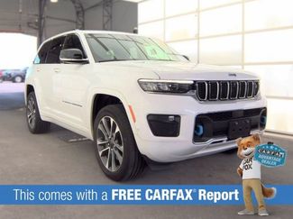 Used 2023 Jeep Grand Cherokee Overland w/ Advanced Protech Group III AWD/4WD video 2