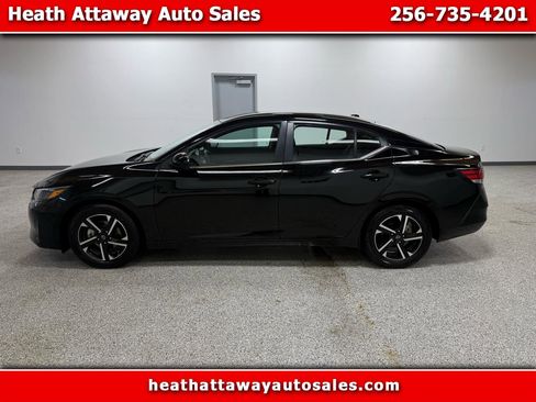 Used 2024 Nissan Sentra SV image 1