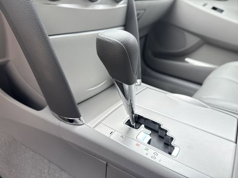 Used 2008 Toyota Camry LE image 24