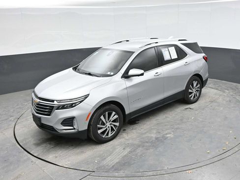 Used 2022 Chevrolet Equinox Premier AWD/4WD image 23