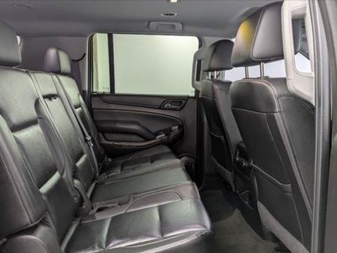 Used 2017 Chevrolet Suburban LT AWD/4WD image 21