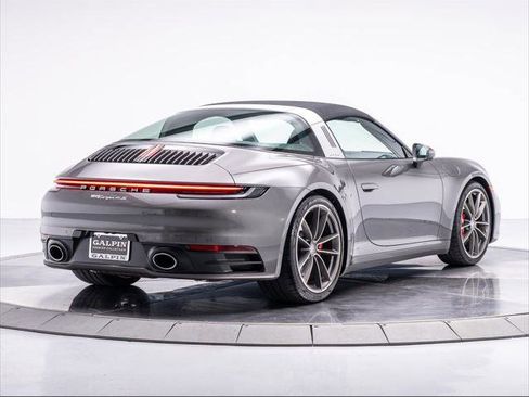Used 2024 Porsche 911 Targa 4S w/ Premium Package image 9