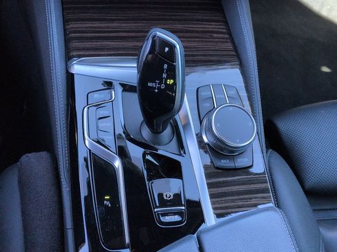 Certified 2023 BMW 540i w/ M Sport Package image 25