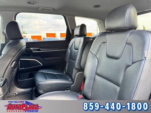 Used 2025 Kia Telluride S AWD/4WD image 37