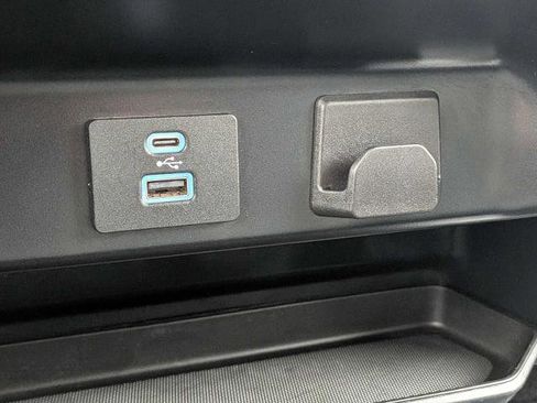 Certified 2024 Ford F150 XLT image 3