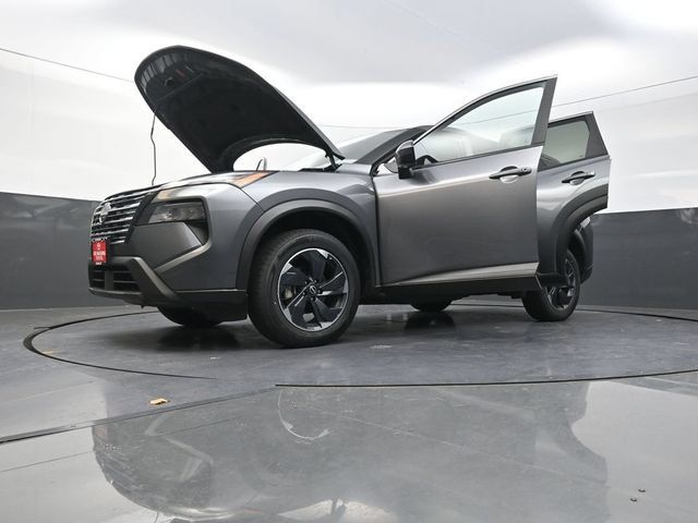 Used 2024 Nissan Rogue SV AWD/4WD image 41
