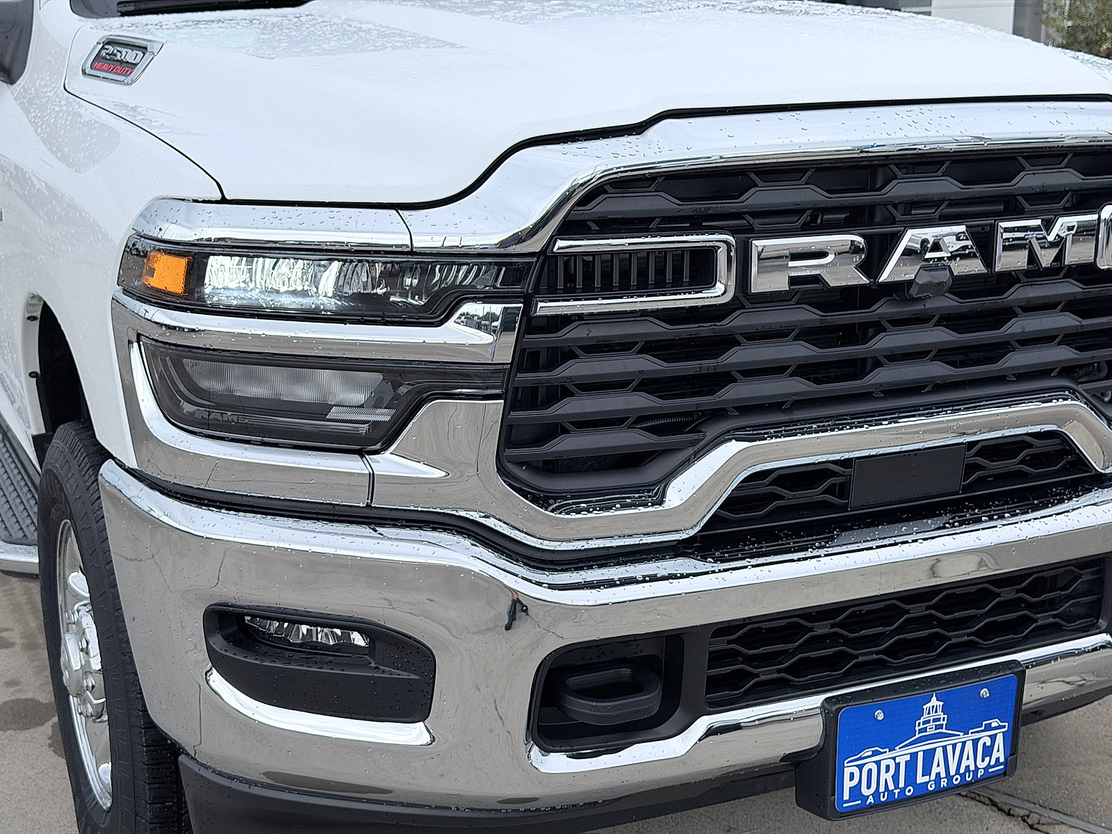 Used 2025 RAM 2500 Tradesman w/ Chrome Appearance Group AWD/4WD image 32