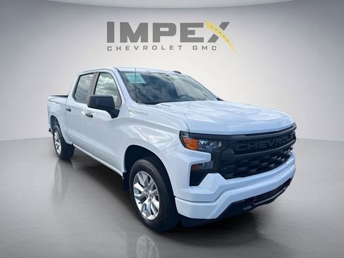 Used 2026 Chevrolet Silverado 1500 Custom RWD image 7