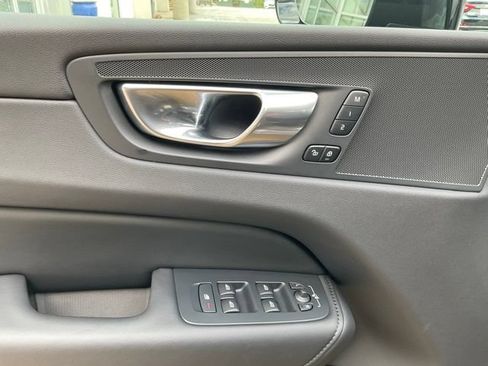 Certified 2024 Volvo XC60 B5 Core AWD/4WD image 10