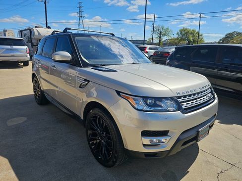 Used 2017 Land Rover Range Rover Sport HSE image 3