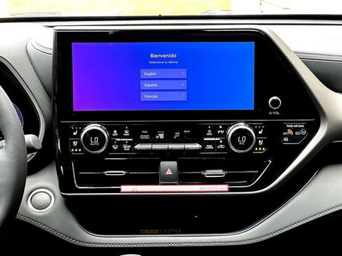 New 2026 Toyota Highlander Limited AWD/4WD image 23