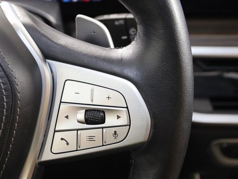 Used 2023 BMW X7 xDrive40i w/ Premium Package image 39