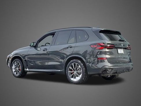 New 2026 BMW X5 M60i image 3