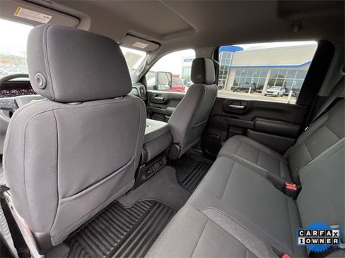 Used 2025 Chevrolet Silverado 2500 Custom w/ Custom Convenience Package image 19