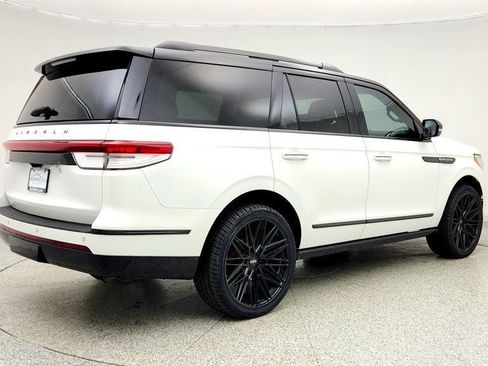 Used 2024 Lincoln Navigator Black Label AWD/4WD image 5