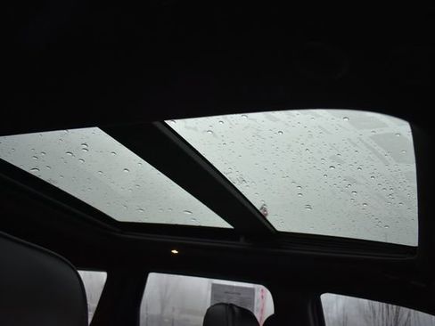 Used 2018 Jeep Grand Cherokee High Altitude image 15