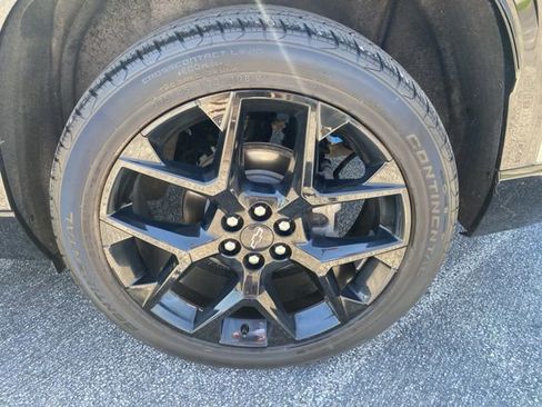 Used 2024 Chevrolet Traverse RS AWD/4WD image 11