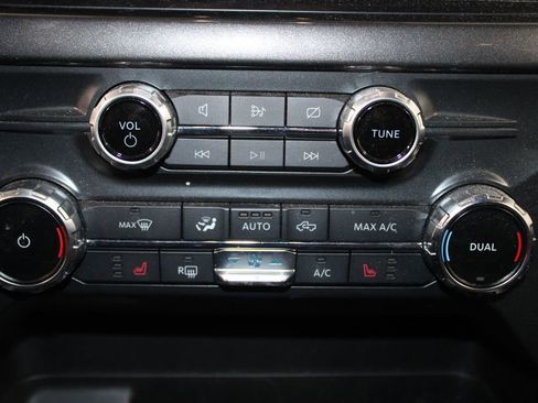 Used 2022 Ford F150 XLT w/ Equipment Group 302A High image 40