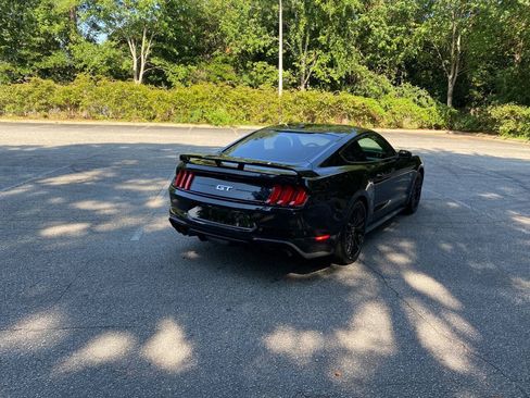 Used 2019 Ford Mustang GT w/ GT Performance Package RWD image 5