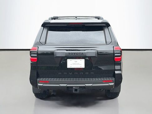 Used 2025 Toyota 4Runner TRD Off-Road Premium AWD/4WD image 6