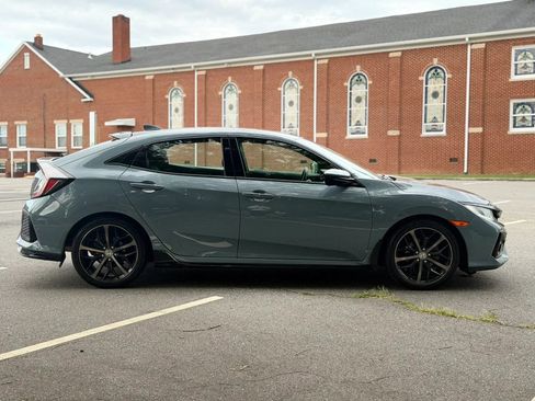Used 2020 Honda Civic Sport image 6