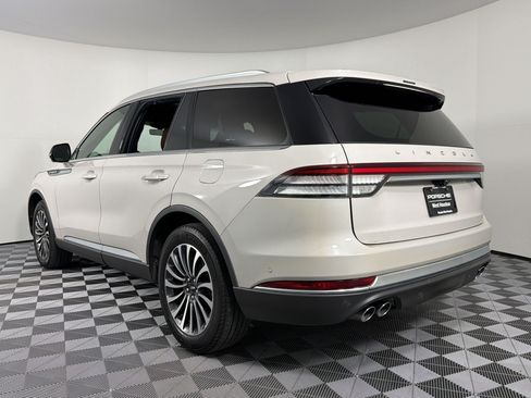 Used 2022 Lincoln Aviator Reserve w/ Equipment Group 201A AWD/4WD image 3