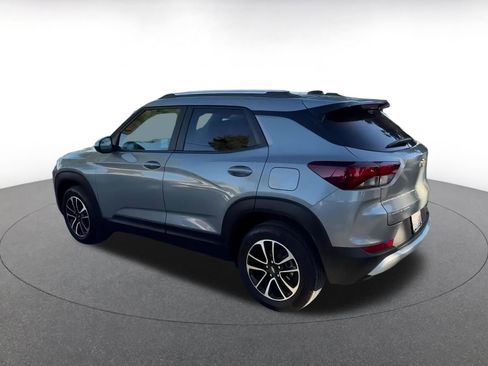 Used 2025 Chevrolet TrailBlazer LT image 10