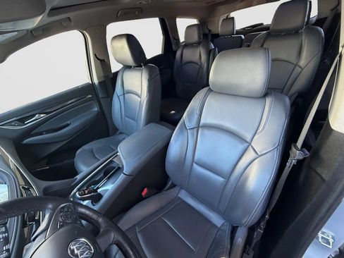Used 2018 Buick Enclave Premium AWD/4WD image 13