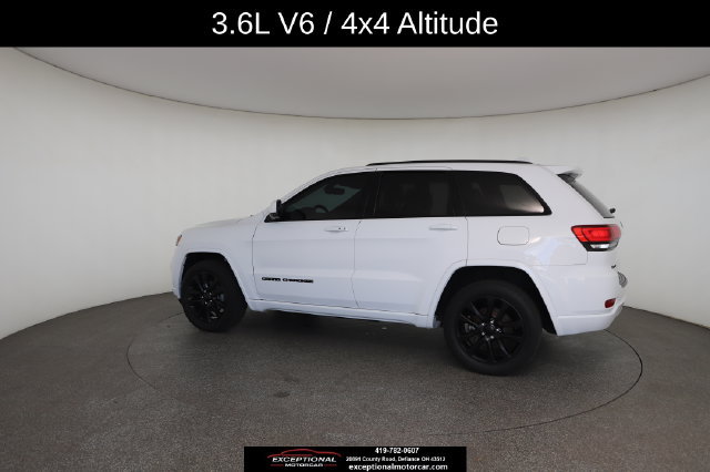 Used 2020 Jeep Grand Cherokee Altitude AWD/4WD image 9