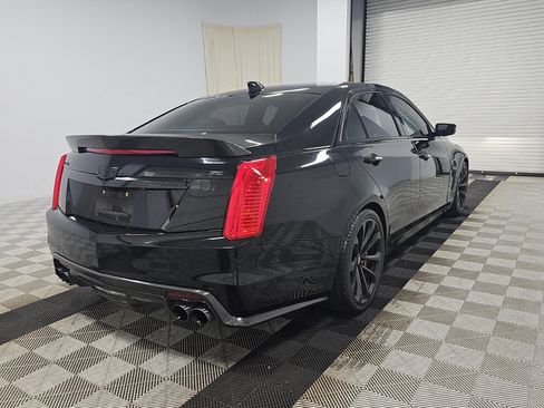 Used 2018 Cadillac CTS V w/ Carbon Fiber Package RWD image 4