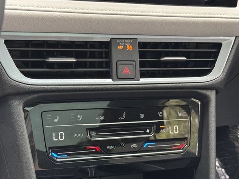 New 2025 Volkswagen Taos SEL image 67