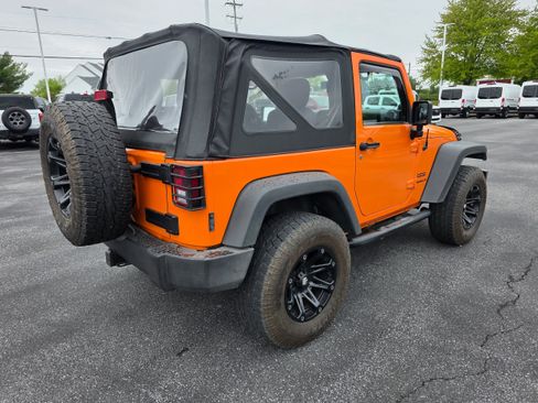 Used 2013 Jeep Wrangler Sport AWD/4WD image 5