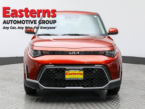 Used 2024 Kia Soul LX w/ Option Group 015 image 2