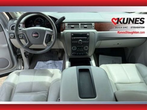 Used 2012 GMC Yukon SLT w/ SLT-2 Equipment Package AWD/4WD image 23