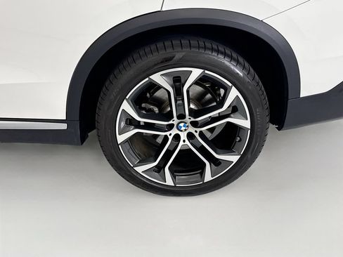 Certified 2026 BMW X5 xDrive40i w/ Climate Comfort Package AWD/4WD image 30